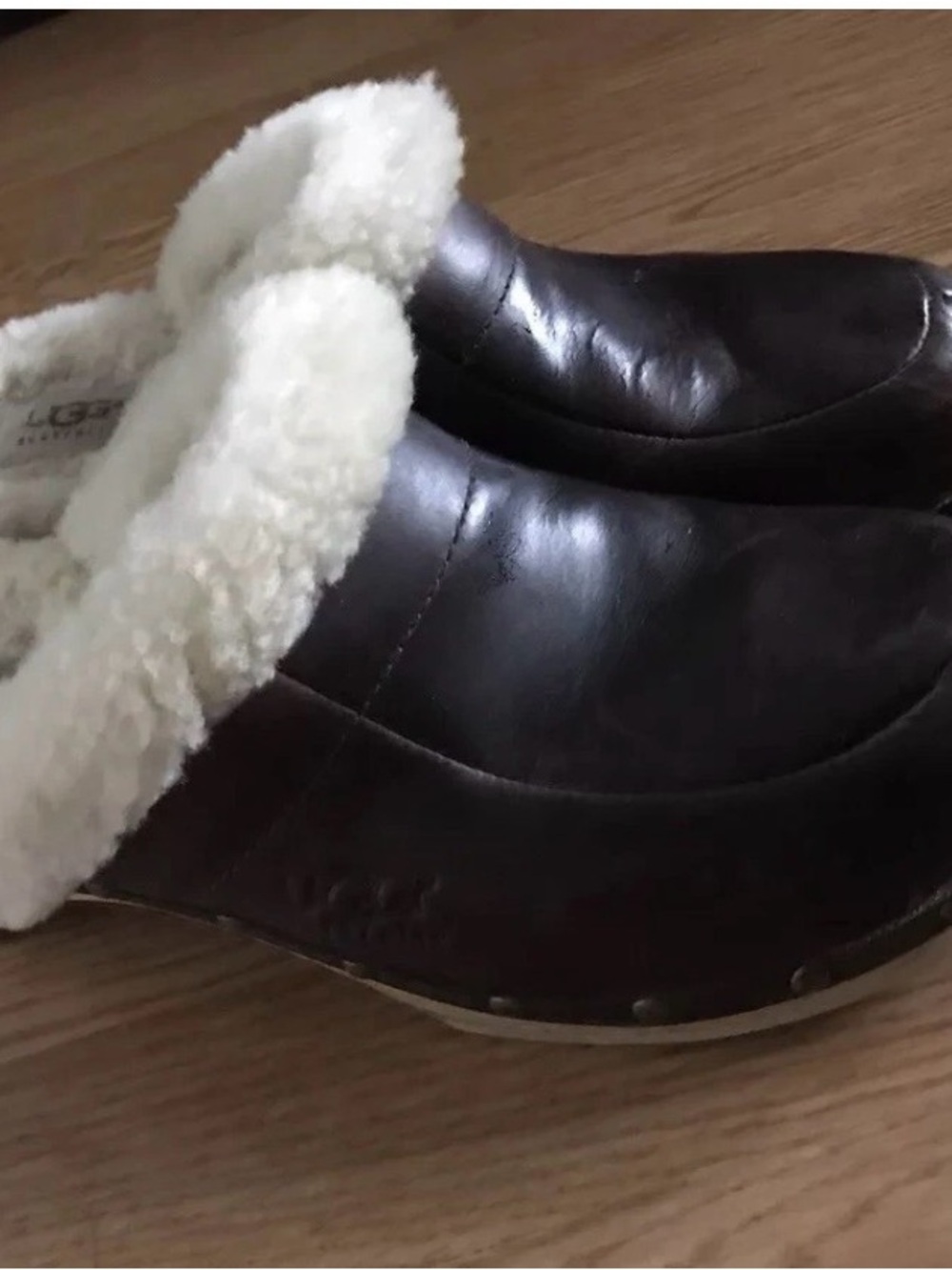 Vintage UGG Dark Brown Leather Shearling-Lined Slip-On Clog